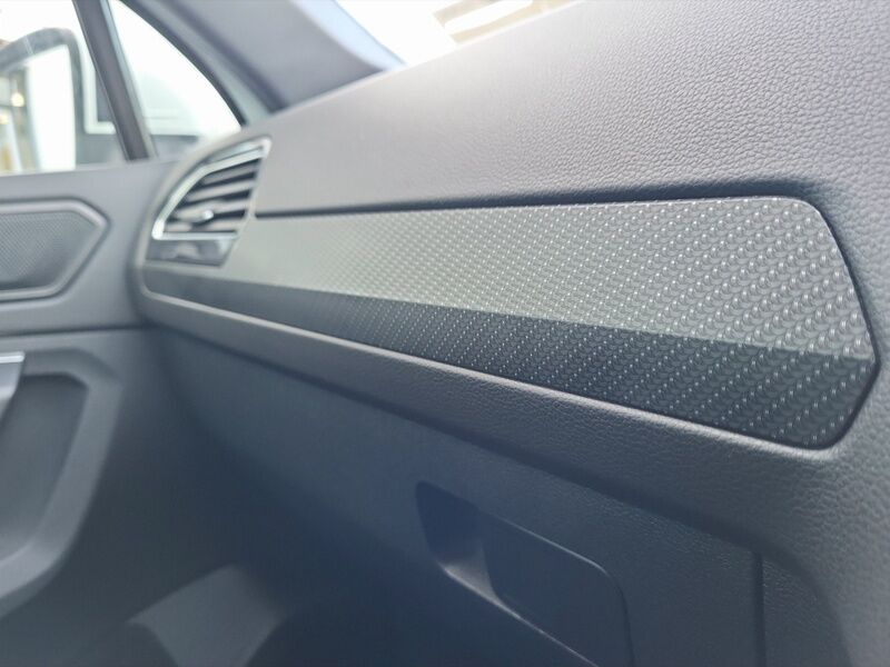 More views of Volkswagen Tiguan