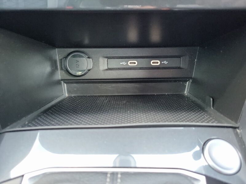 More views of Volkswagen Tiguan