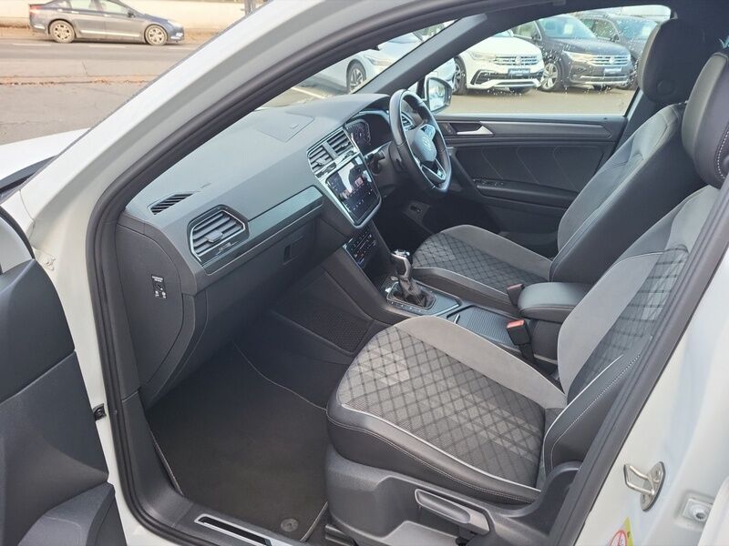 More views of Volkswagen Tiguan