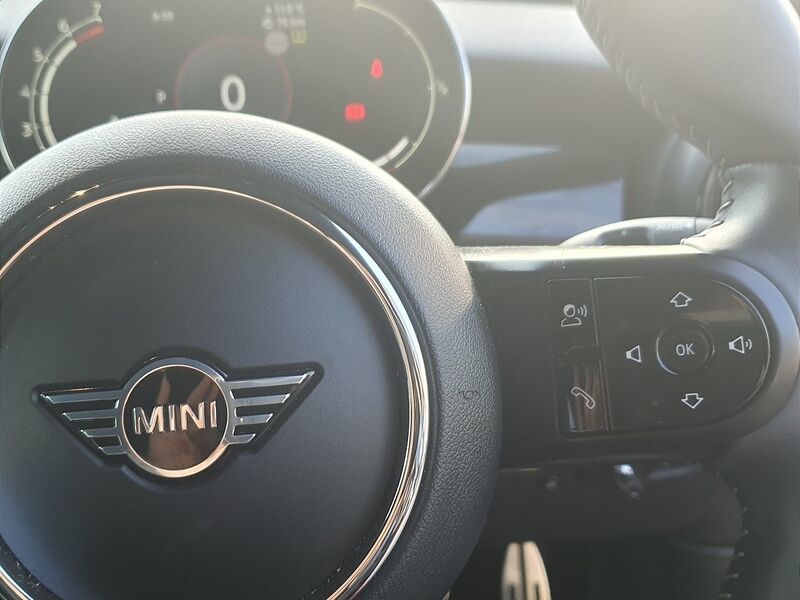 More views of Mini Cooper