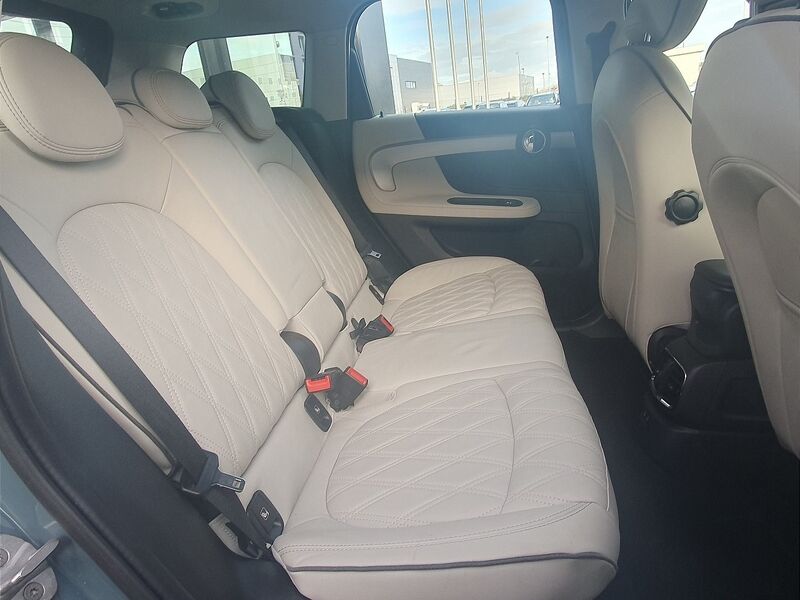 More views of Mini Countryman