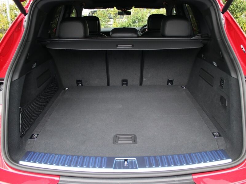 More views of Porsche Cayenne