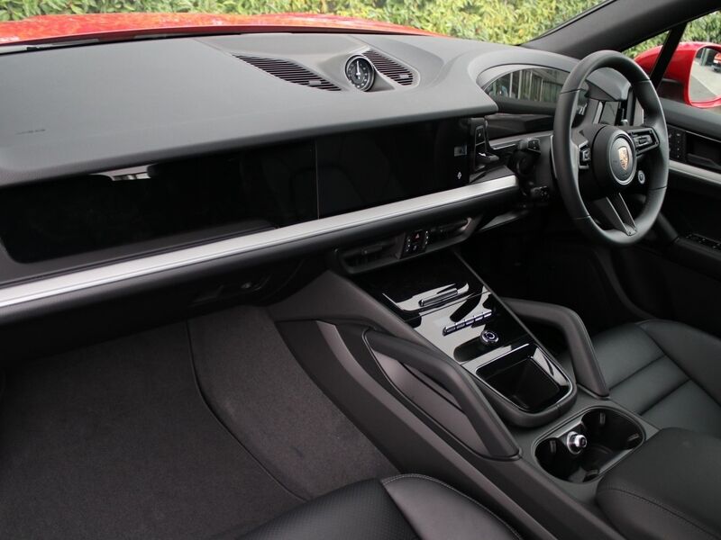 More views of Porsche Cayenne