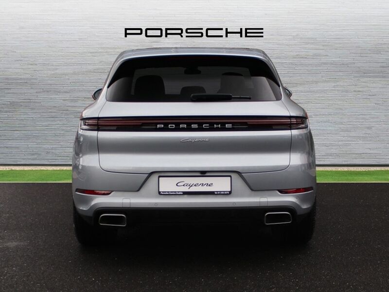 More views of Porsche Cayenne