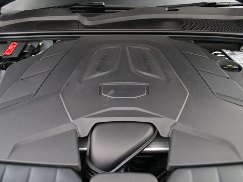 More views of Porsche Cayenne