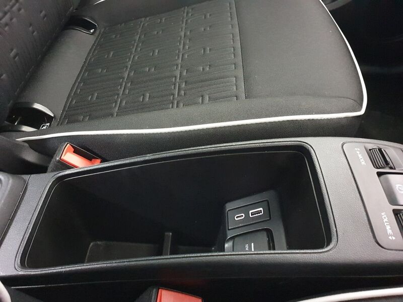 More views of Fiat 500e