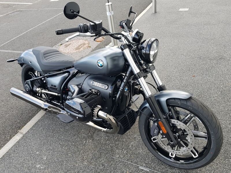 More views of BMW R 18