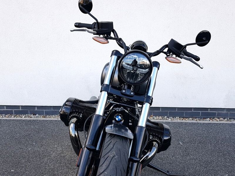 More views of BMW R 18