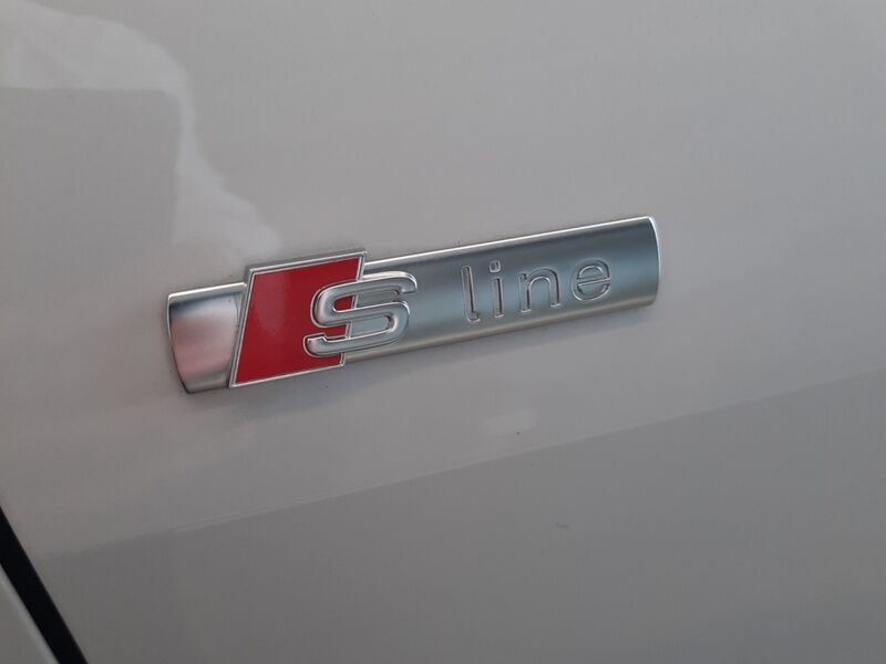 More views of Audi Q4 e-tron