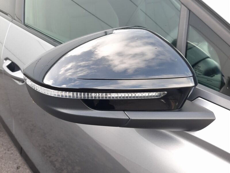 More views of Audi Q4 e-tron