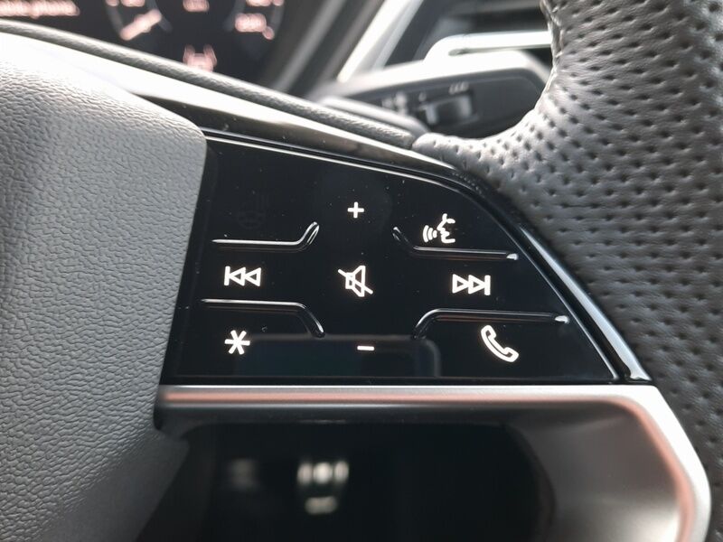 More views of Audi Q4 e-tron