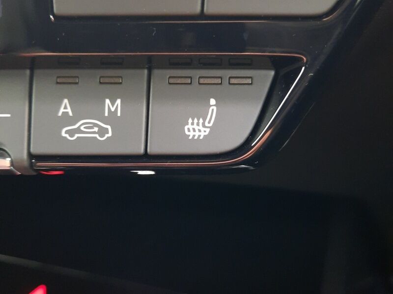 More views of Audi Q4 e-tron