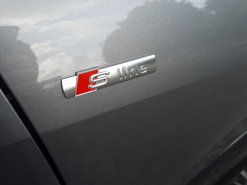 More views of Audi Q4 e-tron