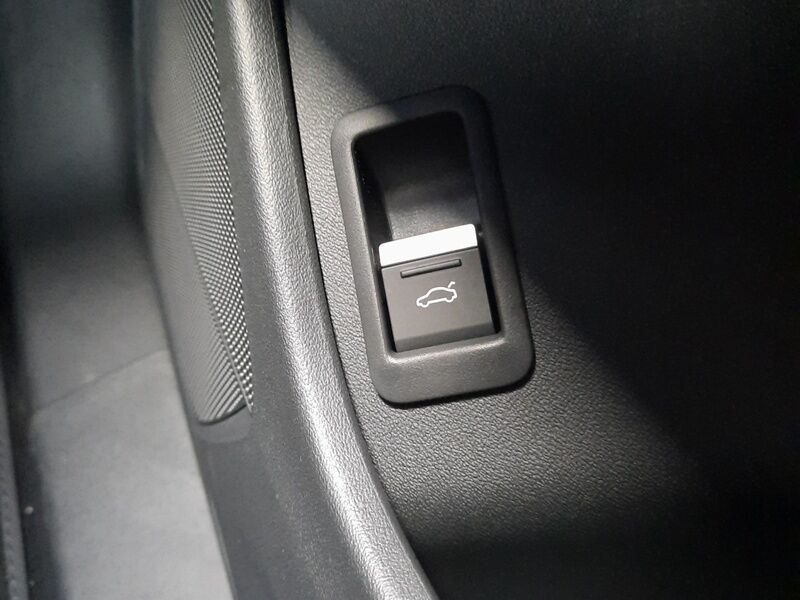 More views of Audi Q4 e-tron