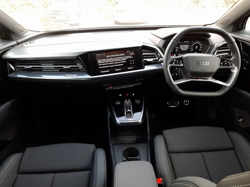 More views of Audi Q4 e-tron