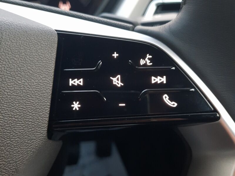 More views of Audi Q4 e-tron