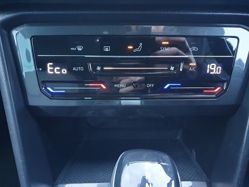 More views of Volkswagen Tiguan