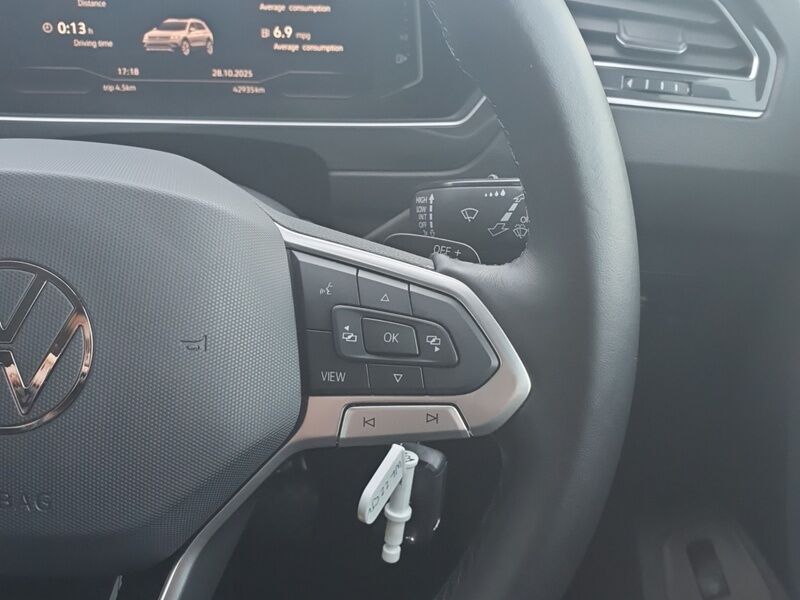 More views of Volkswagen Tiguan