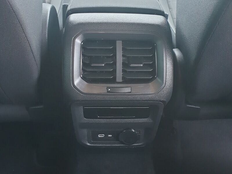 More views of Volkswagen Tiguan