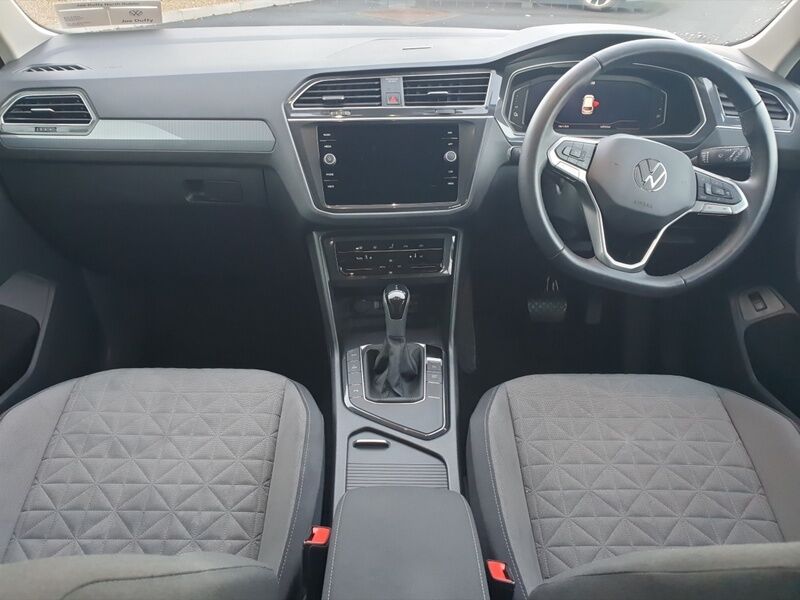 More views of Volkswagen Tiguan