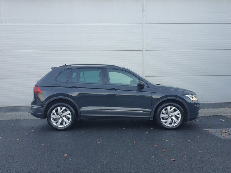 More views of Volkswagen Tiguan