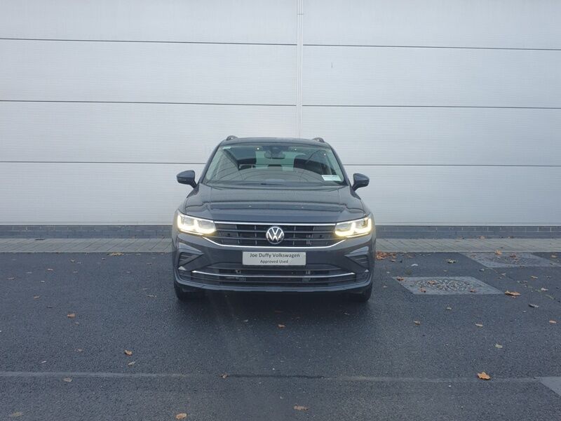 More views of Volkswagen Tiguan