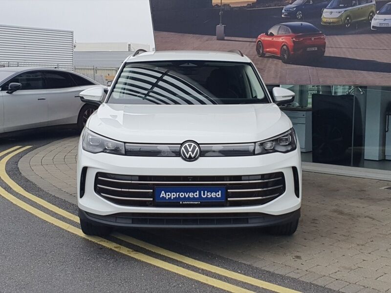 More views of Volkswagen Tiguan