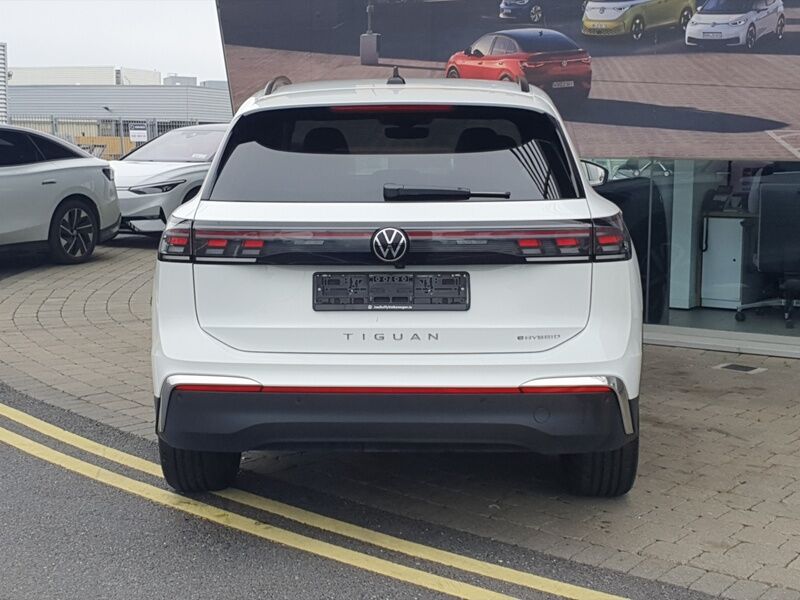 More views of Volkswagen Tiguan