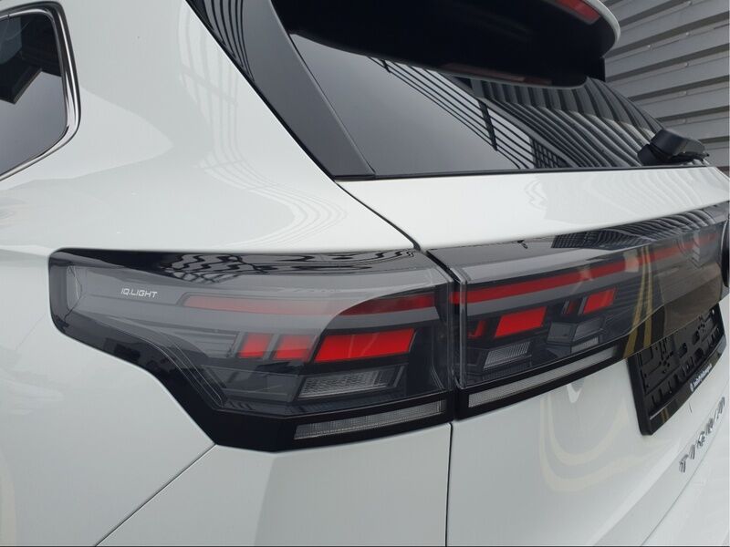 More views of Volkswagen Tiguan