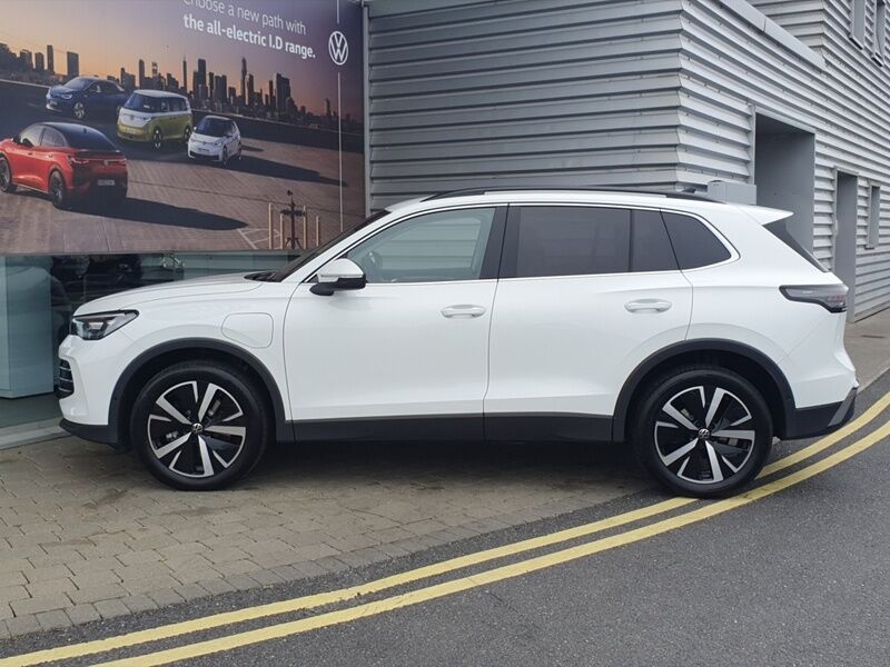 More views of Volkswagen Tiguan