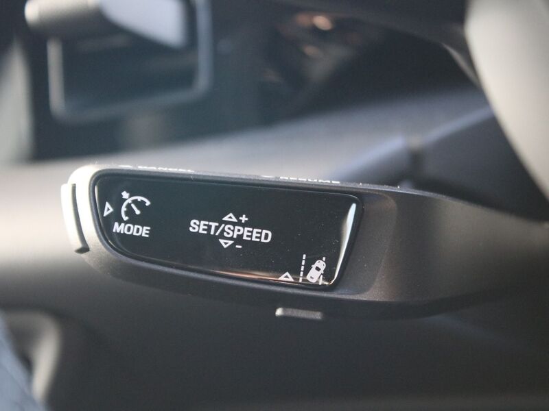 More views of Porsche Macan