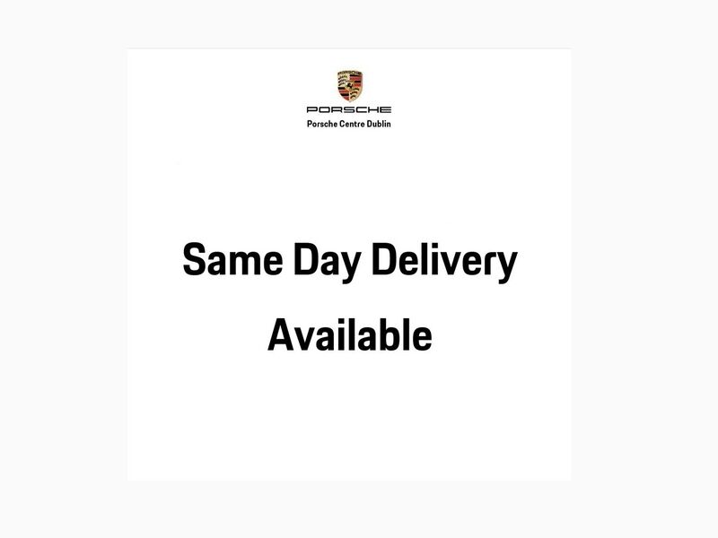 More views of Porsche Macan