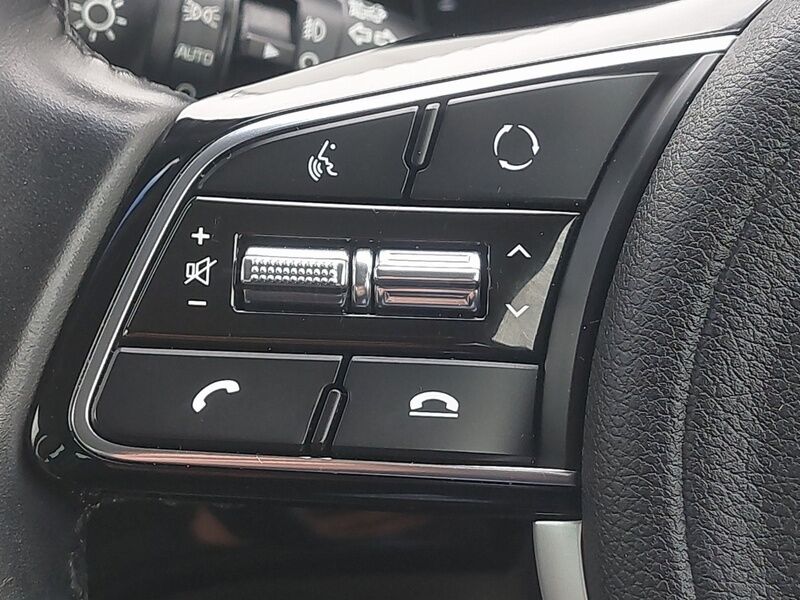 More views of Kia Sportage