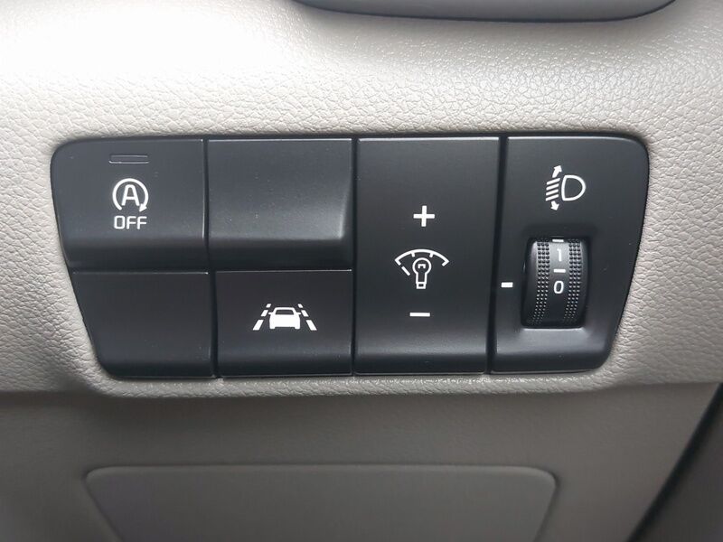 More views of Kia Sportage