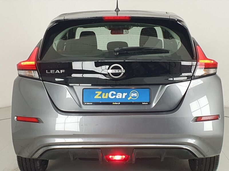 More views of Nissan Leaf