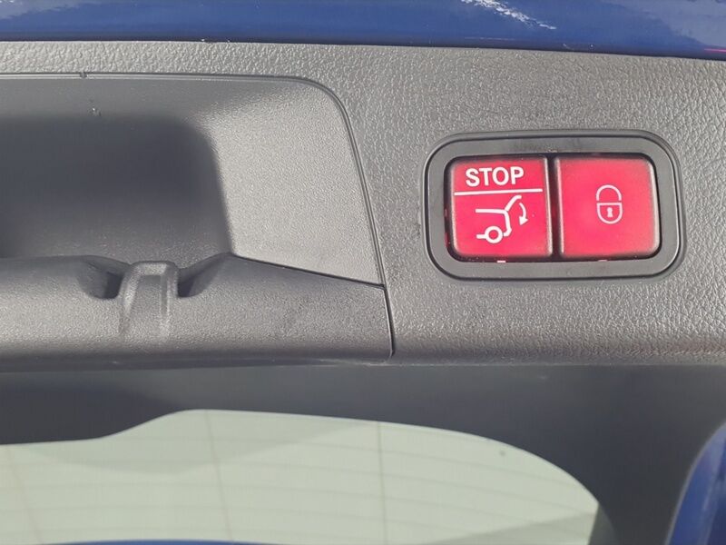 More views of Mercedes-Benz EQA