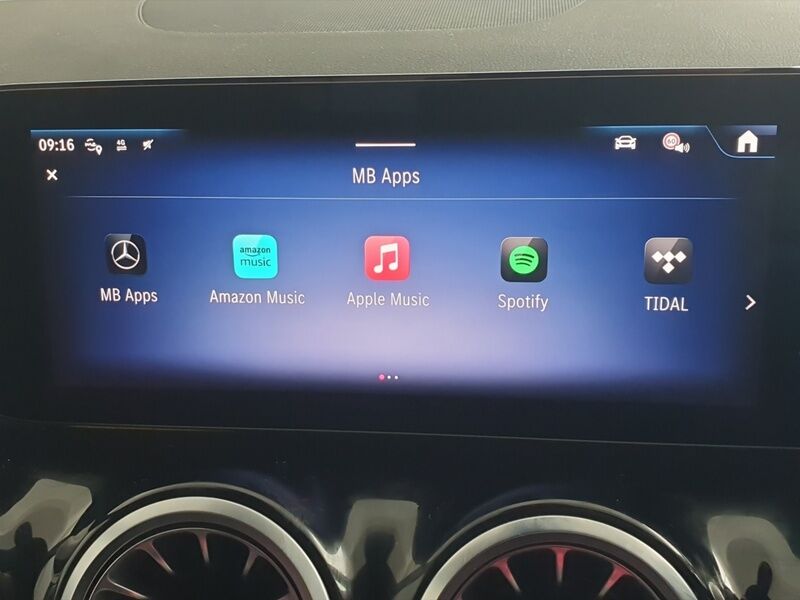 More views of Mercedes-Benz EQA