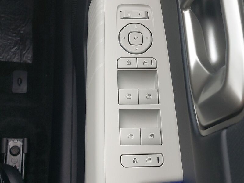 More views of Kia EV4