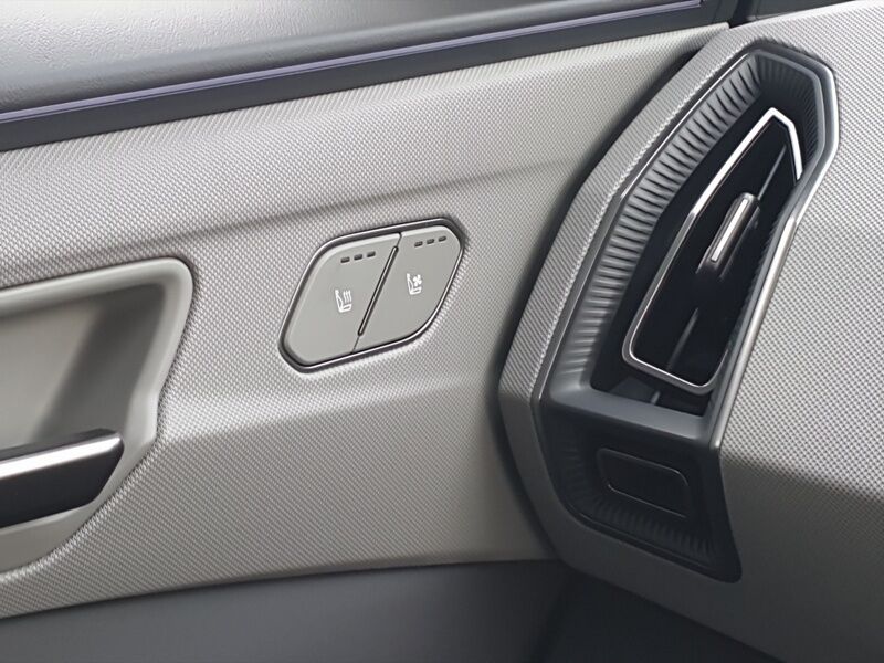 More views of Kia EV5