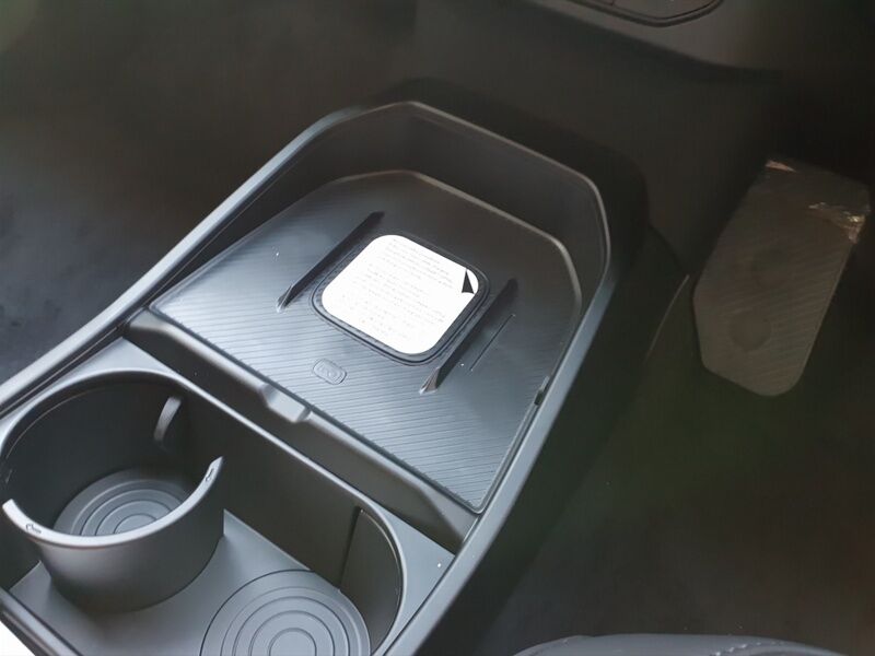 More views of Kia EV4