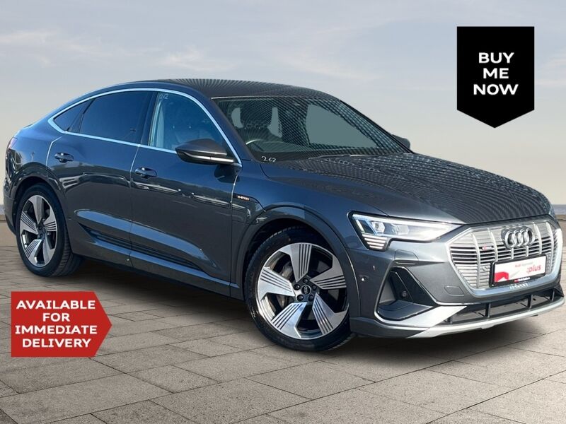 More views of Audi e-tron