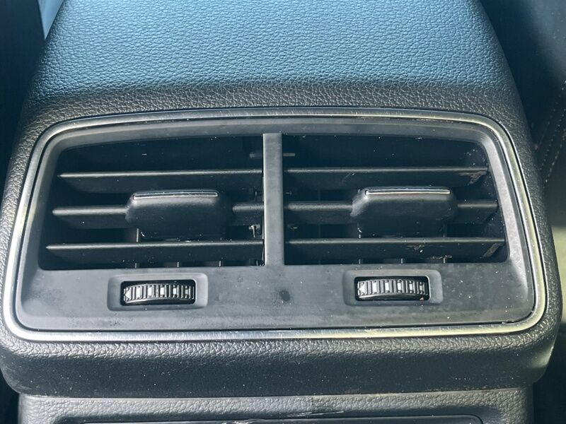 More views of Audi e-tron