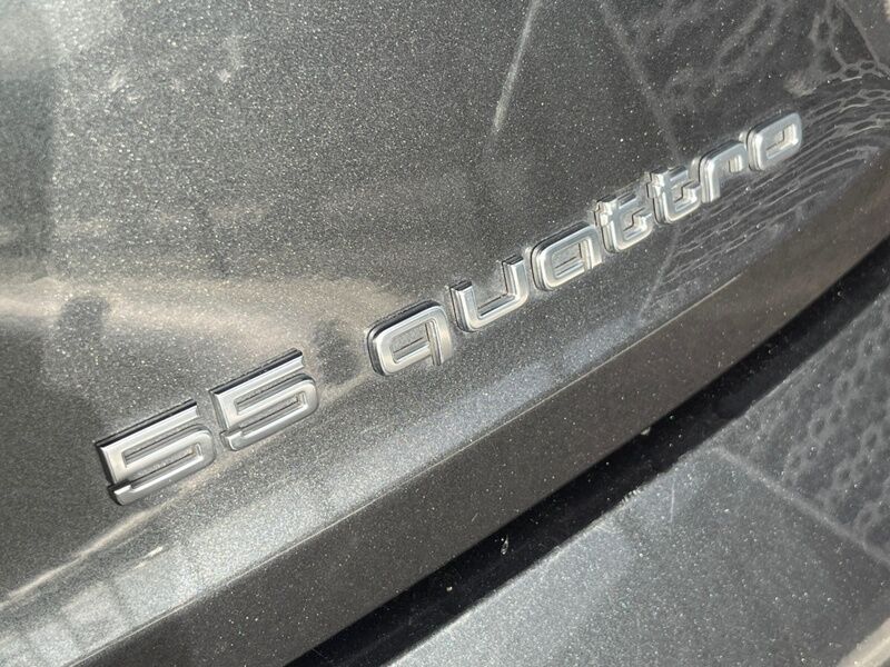 More views of Audi e-tron