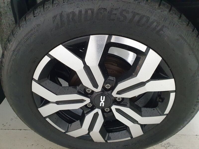 More views of Dacia Duster