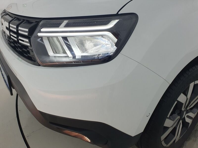 More views of Dacia Duster