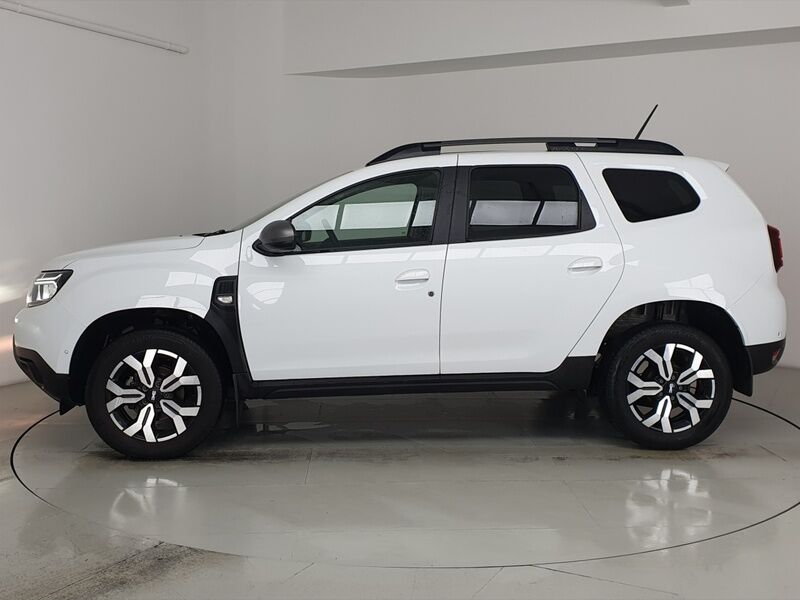 More views of Dacia Duster