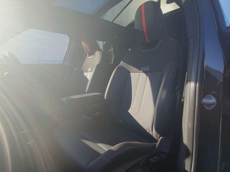 More views of Mini Countryman