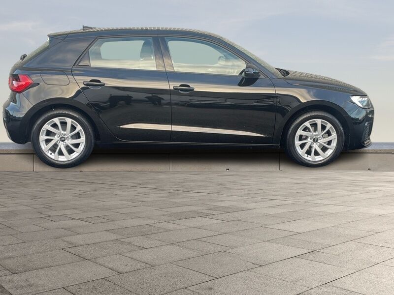 More views of Audi A1