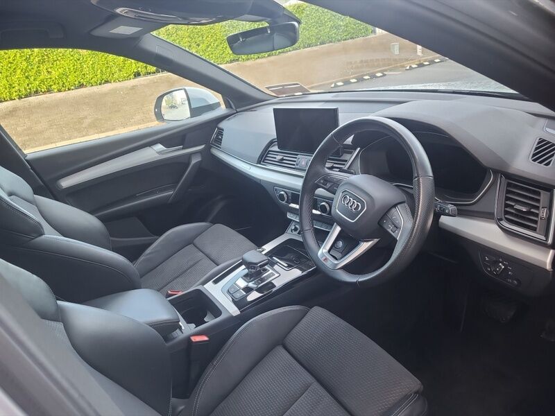 More views of Audi Q5