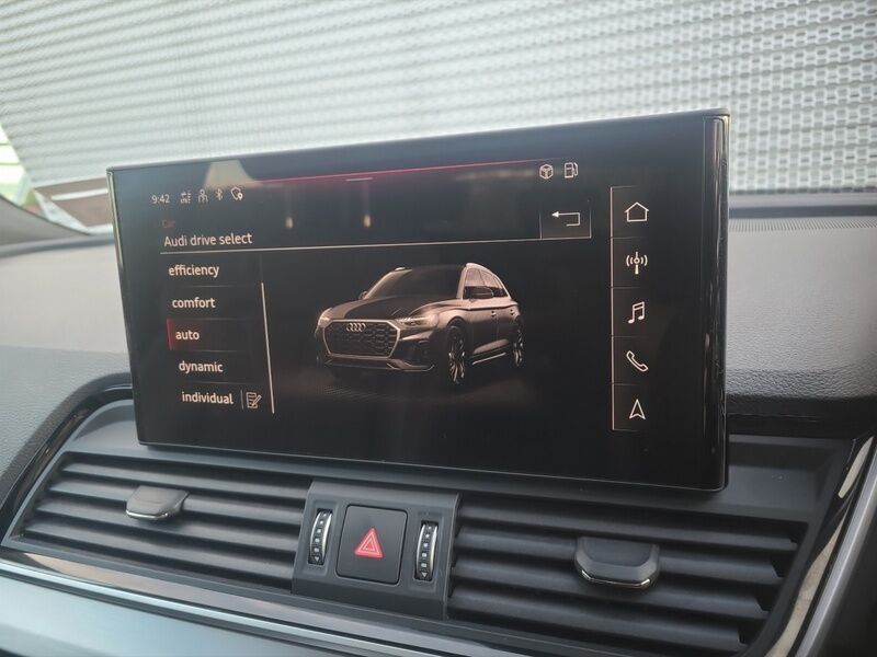 More views of Audi Q5